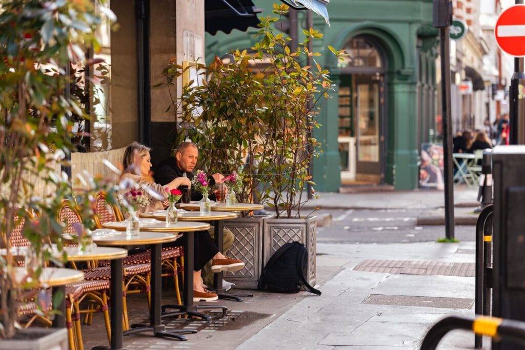 gilmoora-house-and-fitzrovia-is-where-success-blooms