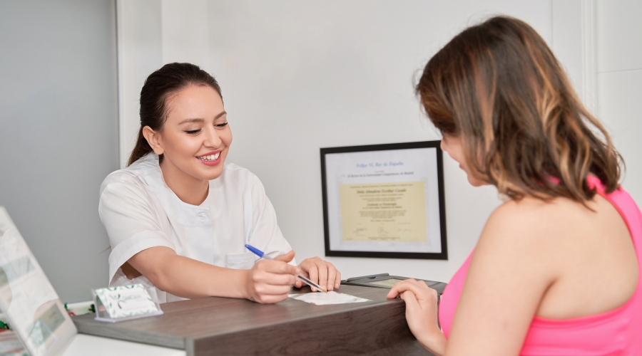 difference between a dedicated team and a standard reception