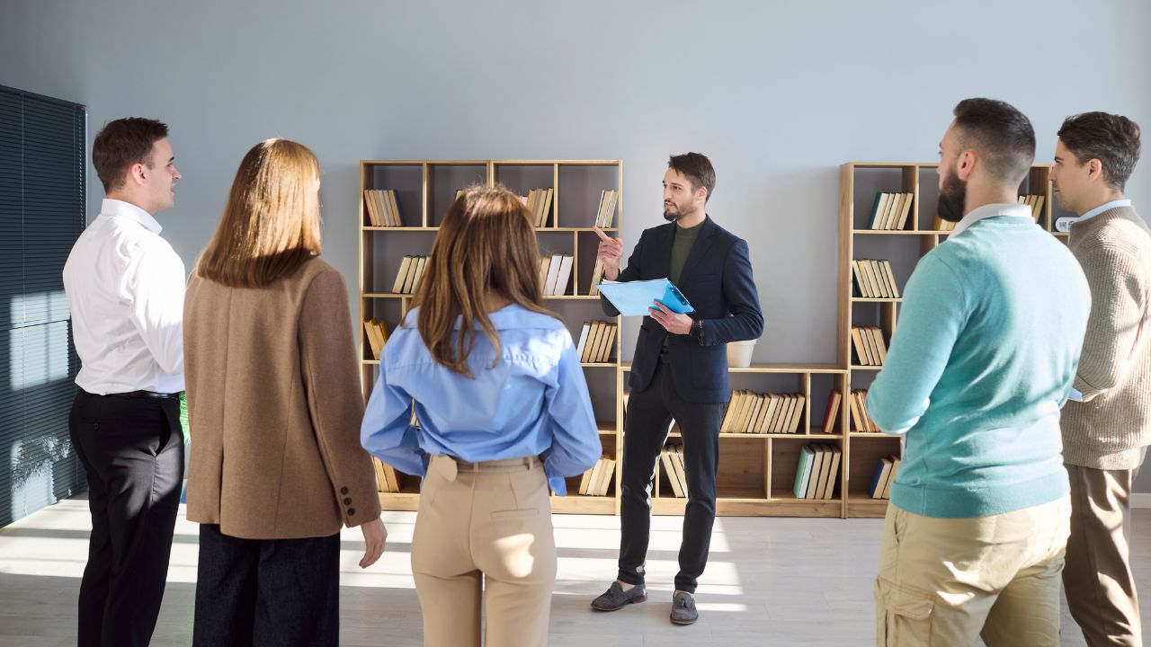 15+ Practical Weekly Member Meetup Ideas For Active Communities
